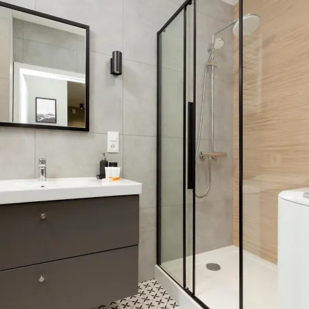 Apartament Emilii Plater By Renters *