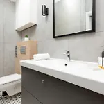 Emilii Plater By Renters