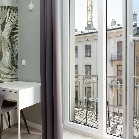 Apartament Emilii Plater By Renters